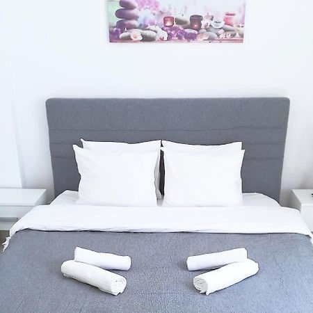 Apartment In The Center Of 아테네 외부 사진