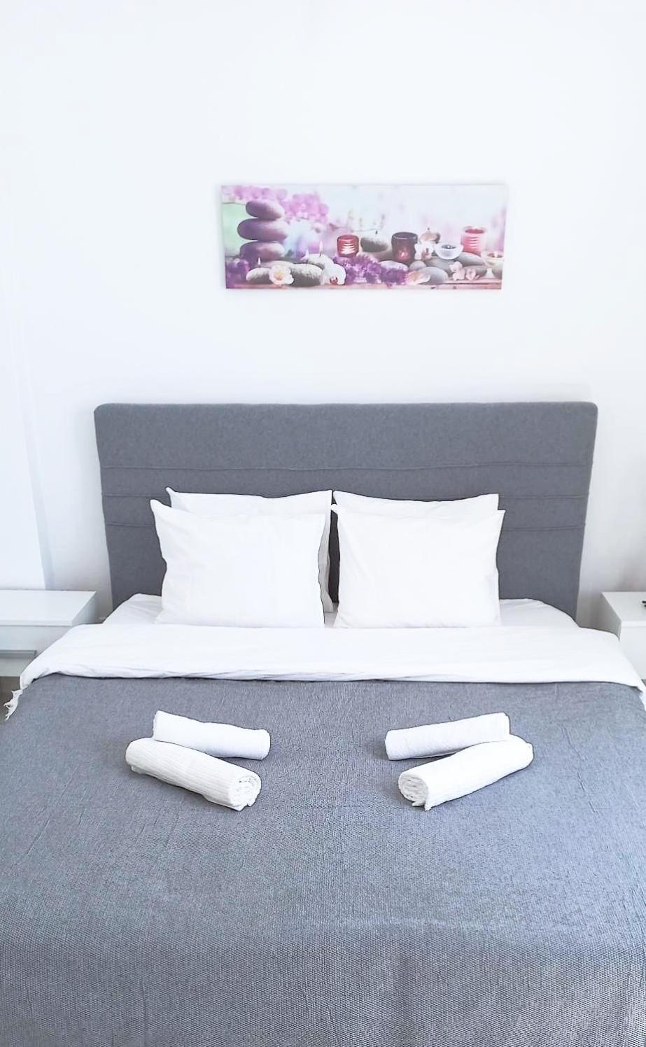 Apartment In The Center Of 아테네 외부 사진
